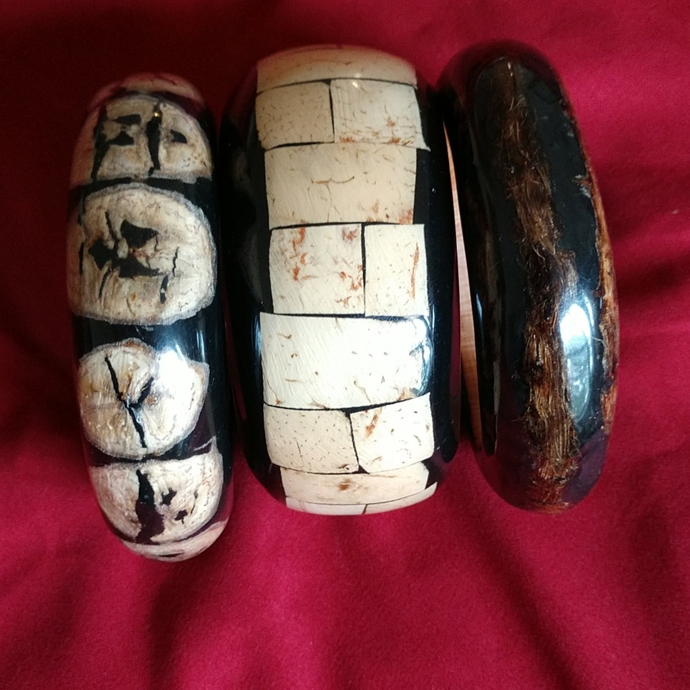 Wooden Bracelets EUC!